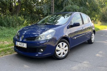 Renault Clio * 132 tys. km * automat * zarejestrowany * ubezpieczony